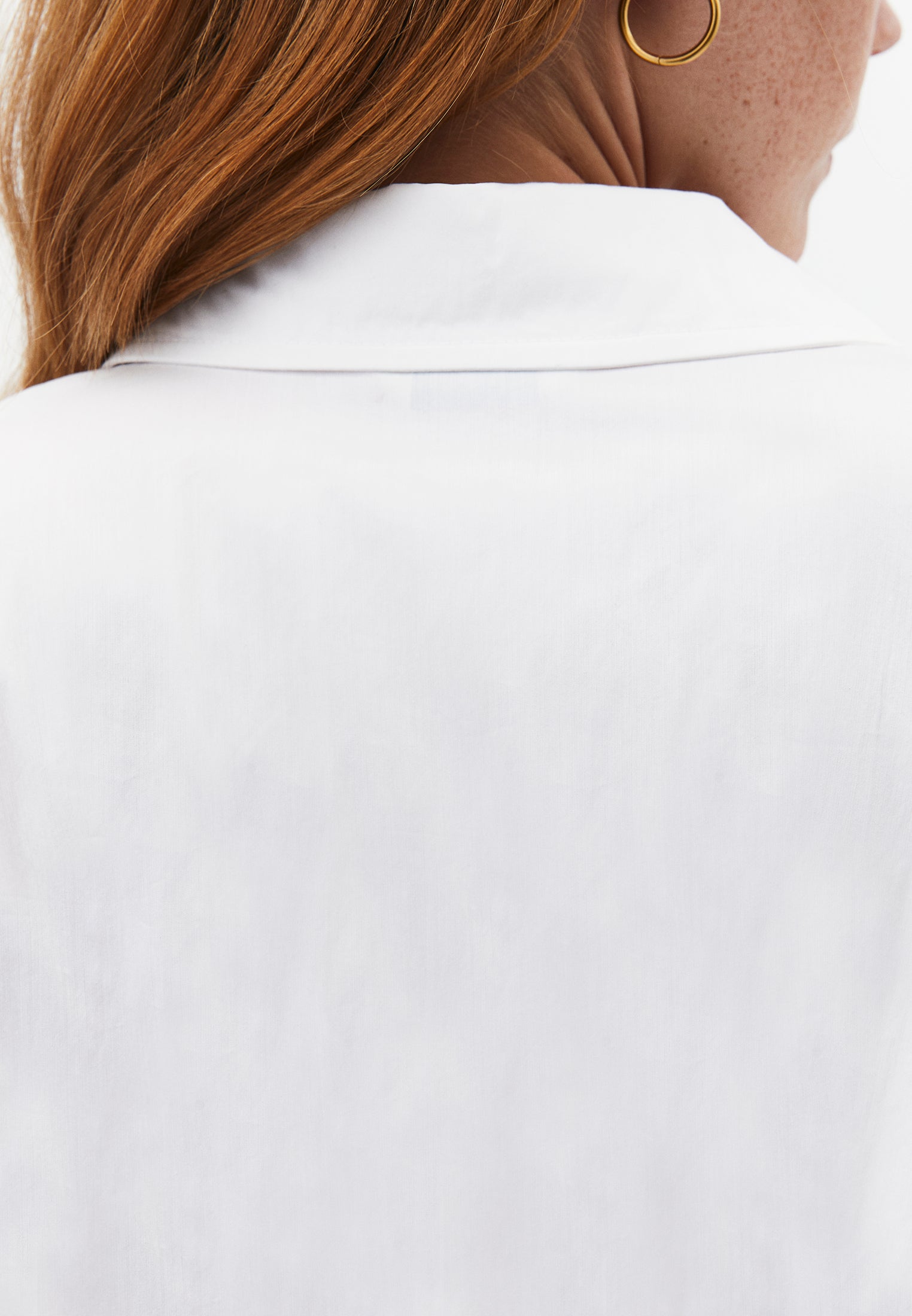 Standard Pleated Shirt With Closed Fit - WHITE