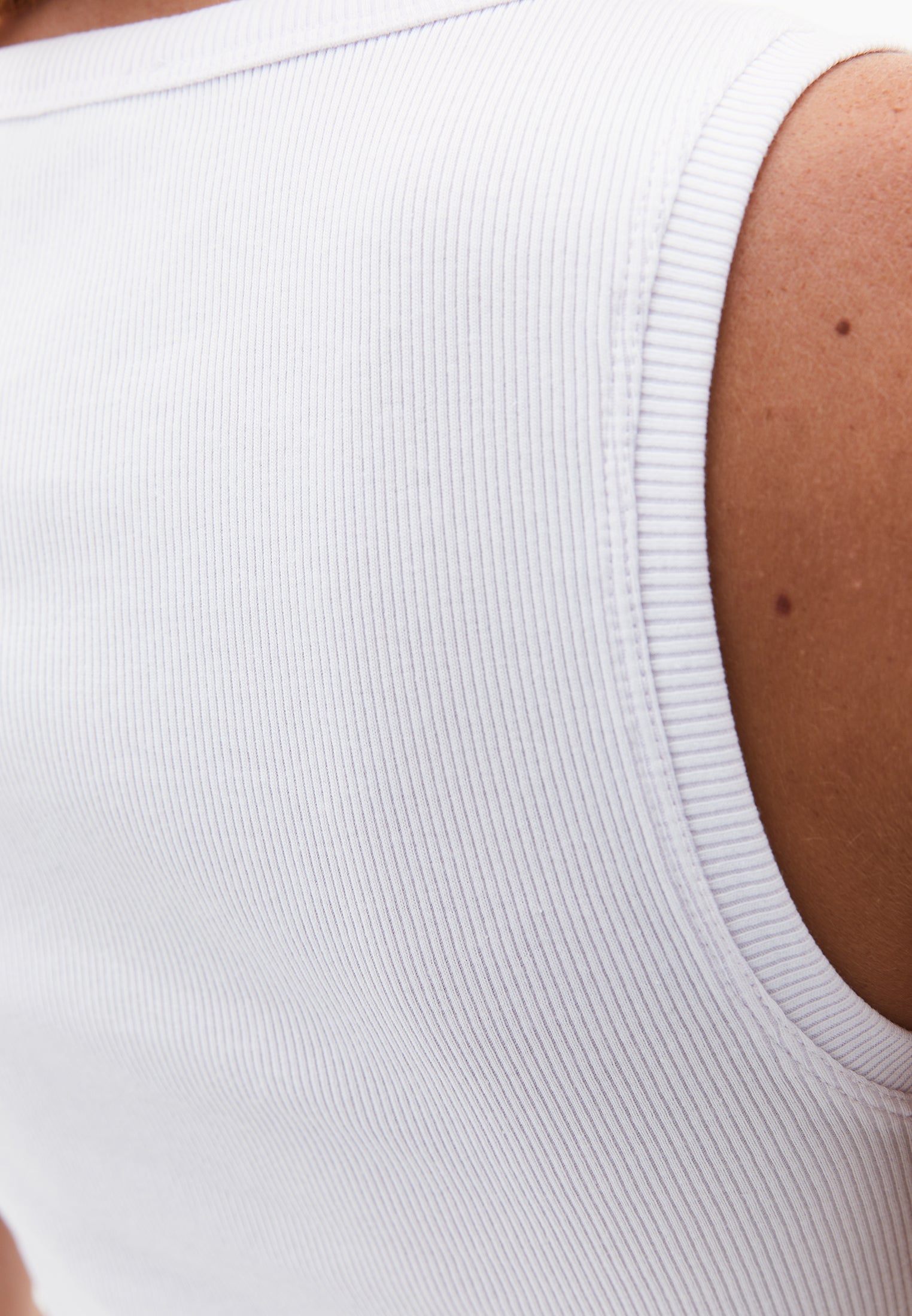 Sleeveless Tank With Crew Neck - WHITE