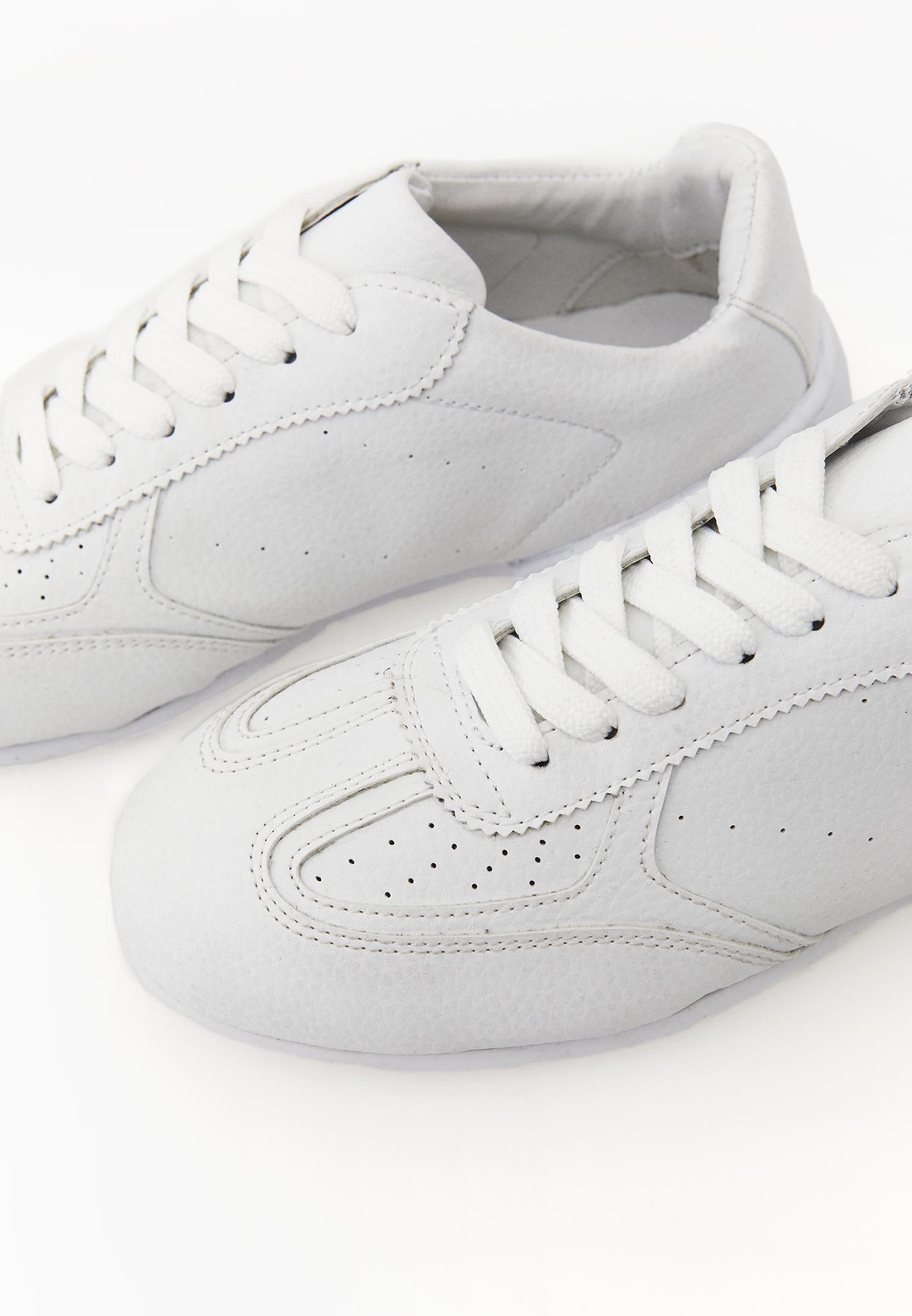 Daily Women's Shoes - WHITE