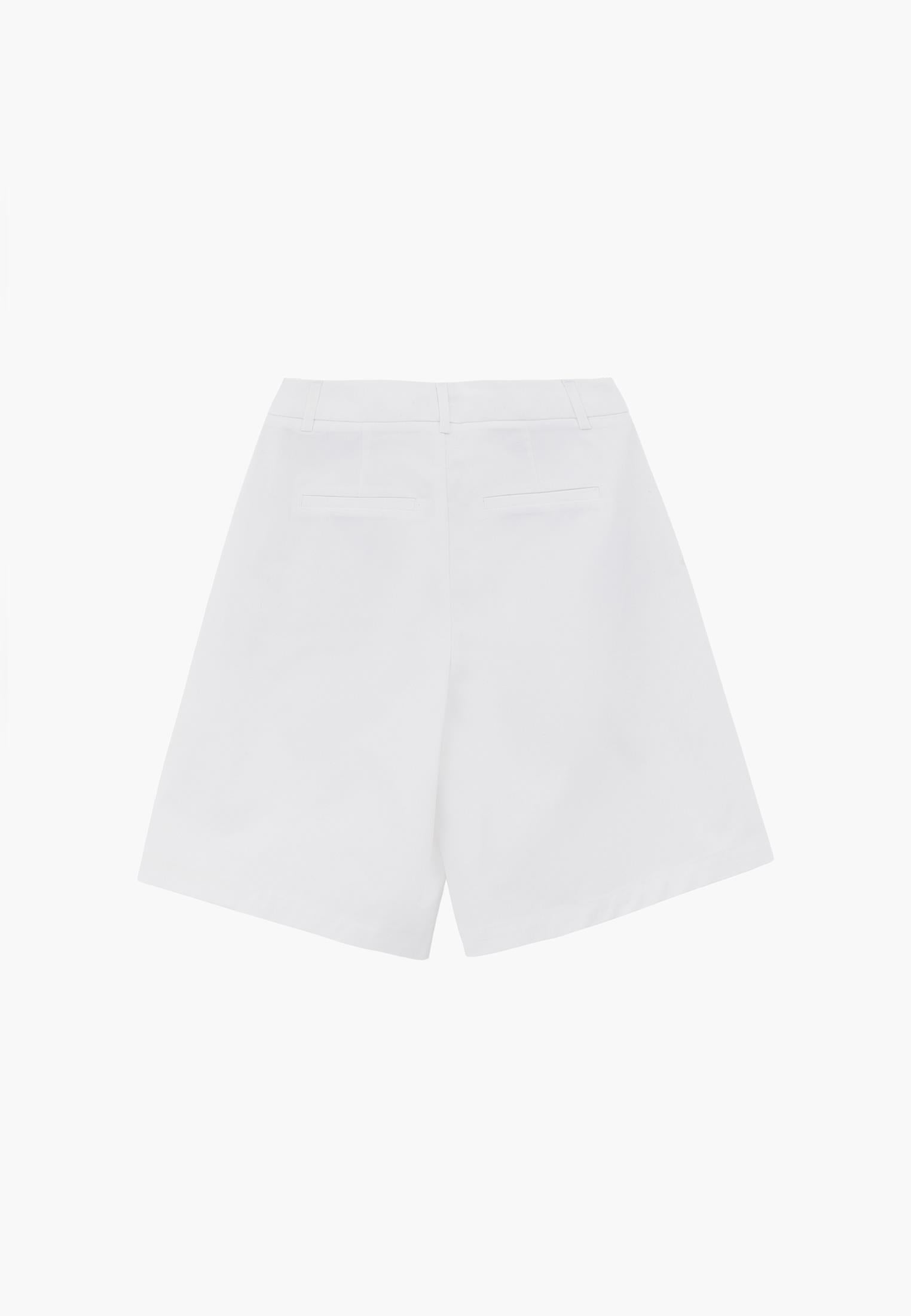 Pleated High Waist Midi Shorts - WHITE