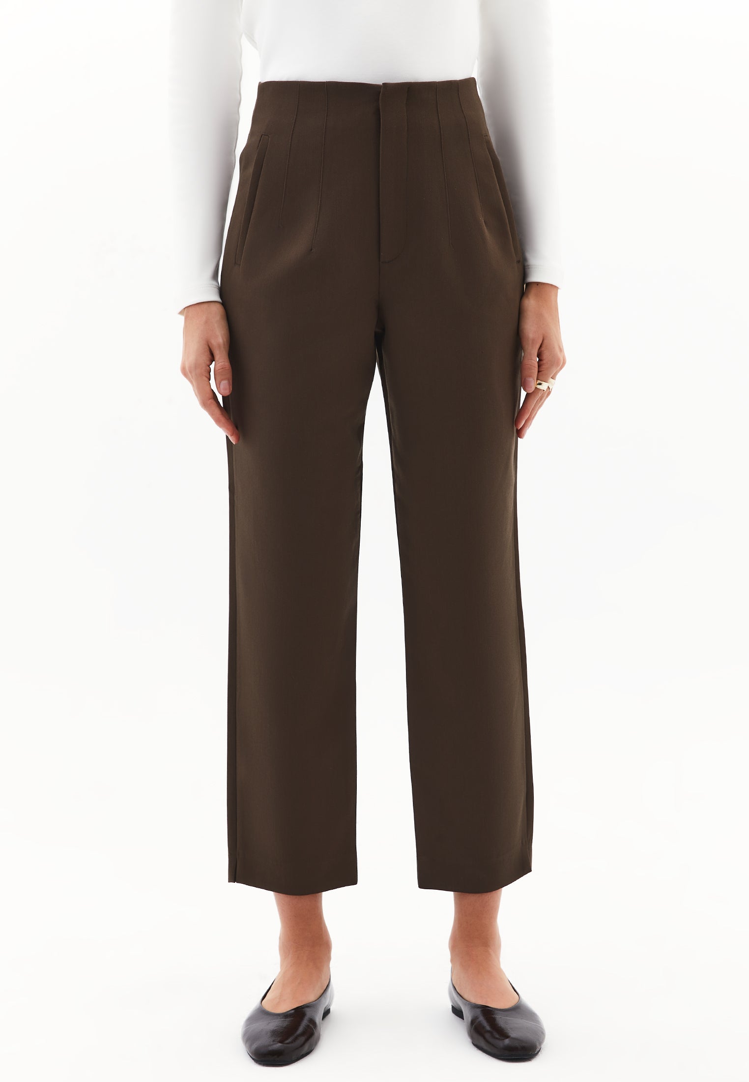 Carrot Cut High Waist Pants - WREN