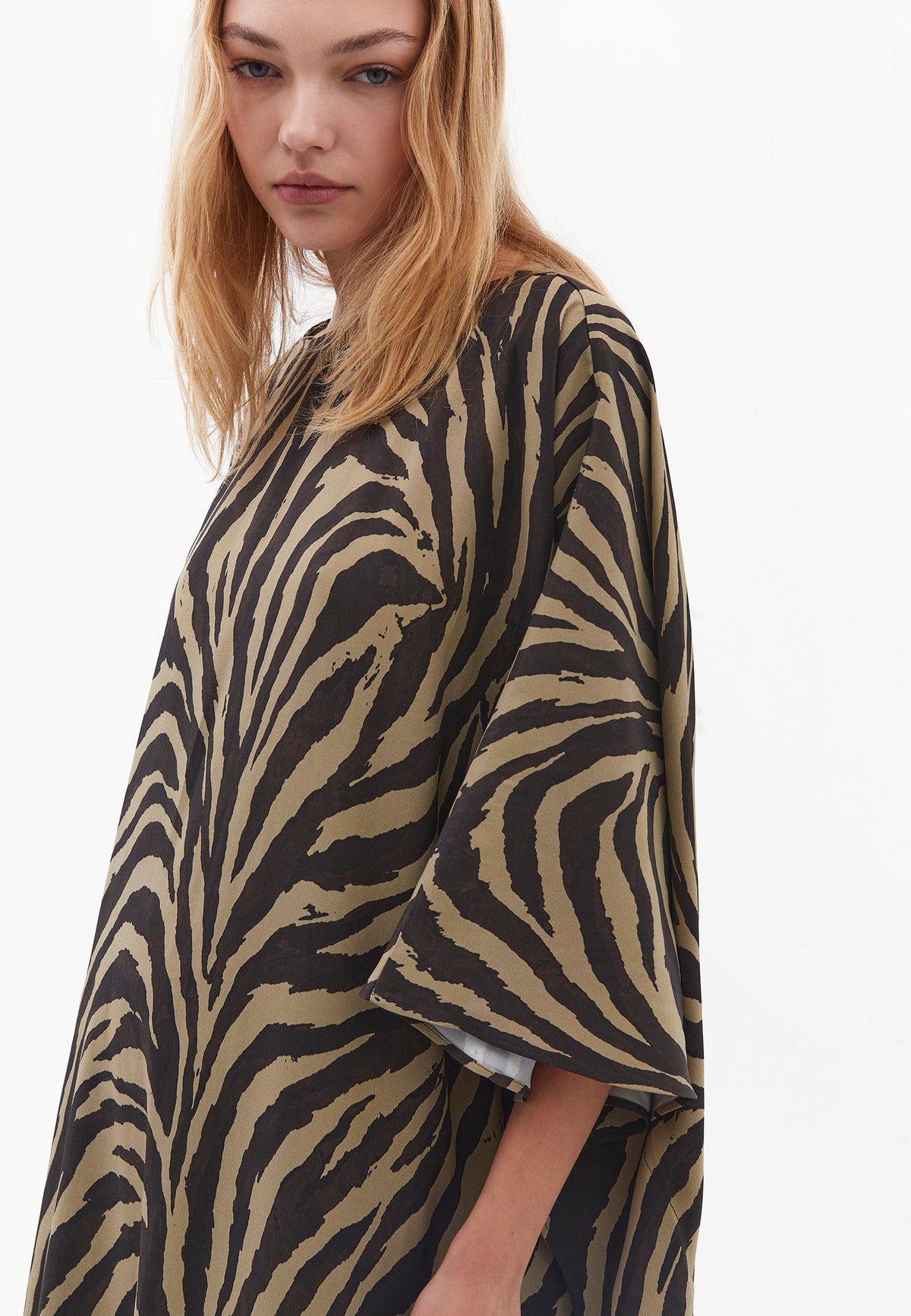 Long Boat Neck Loose Fit Women's Dress - Mix Color