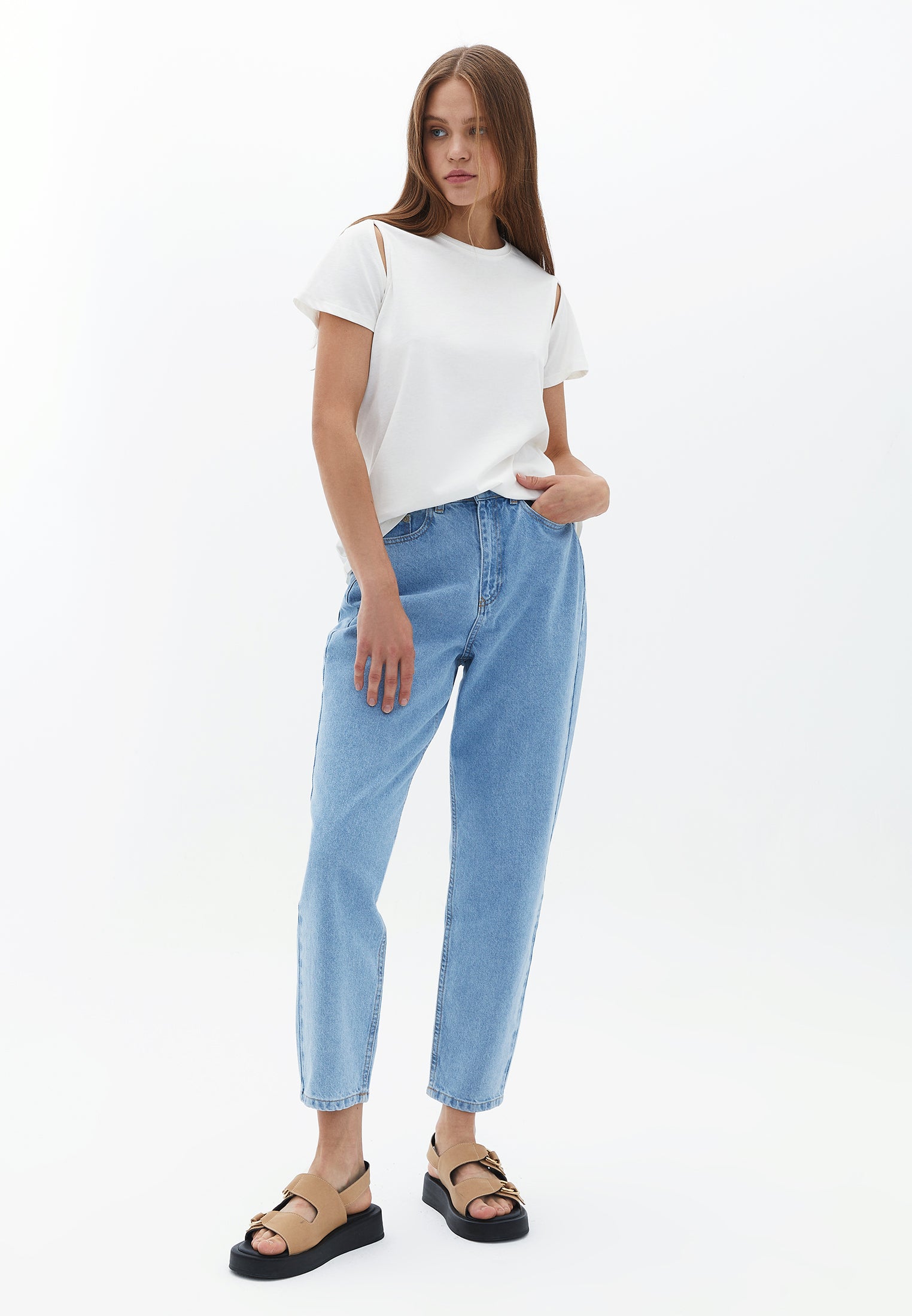 Oversize Tshirt with Cut-out Detail - ICE MILK