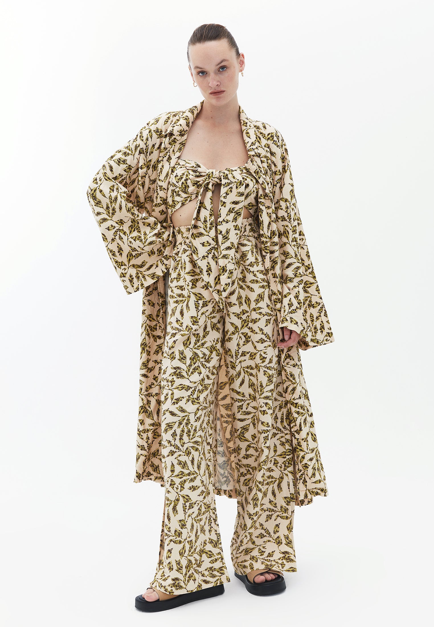 Patterned Kimono with Tie-up Detail - LEAF COMB