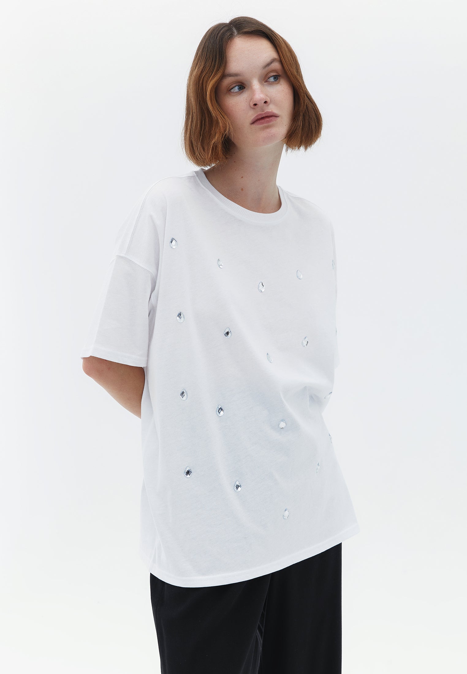 Oversize Tshirt with Gemstones - WHITE