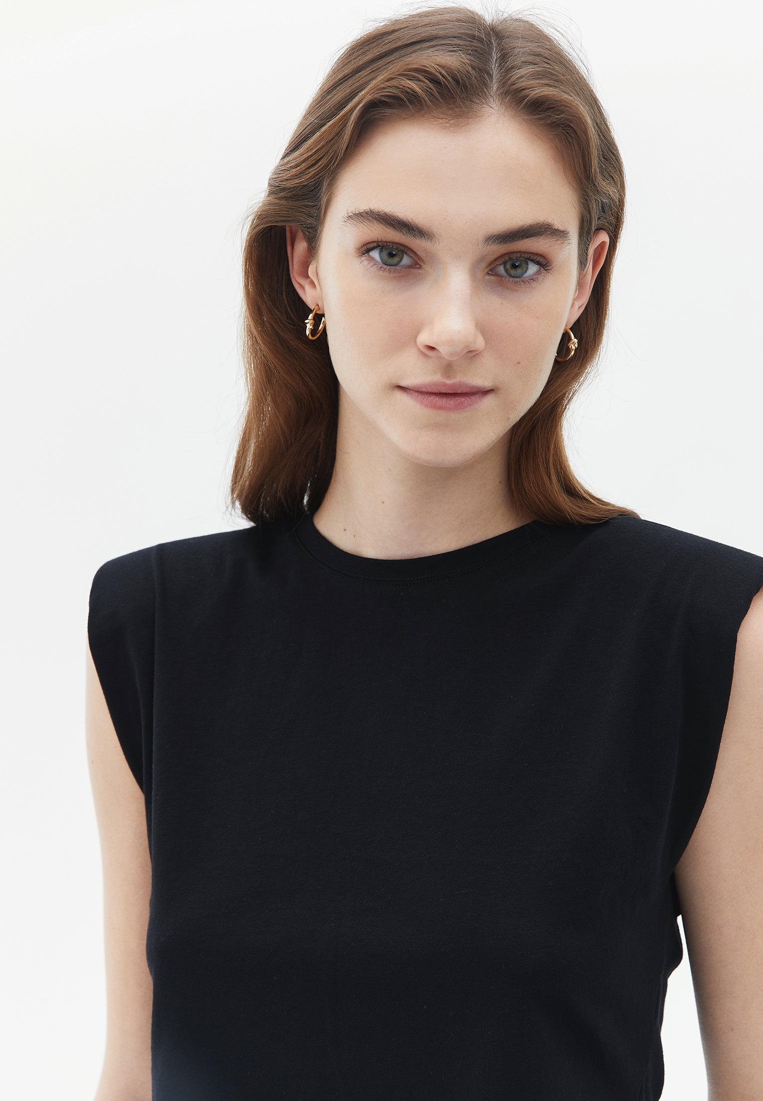 Crew Neck Crop Tshirt - BLACK