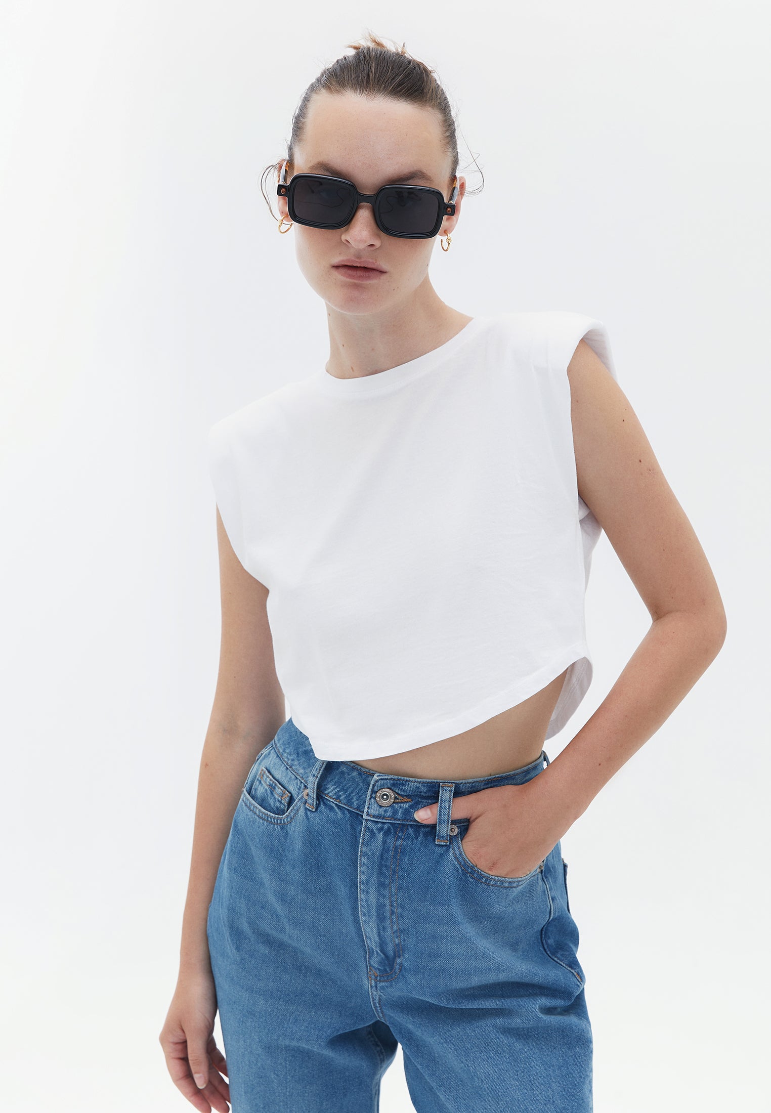 Crew Neck Crop Tshirt - WHITE
