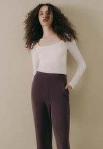 Scope Neck Stretch Tshirt - ICE MILK