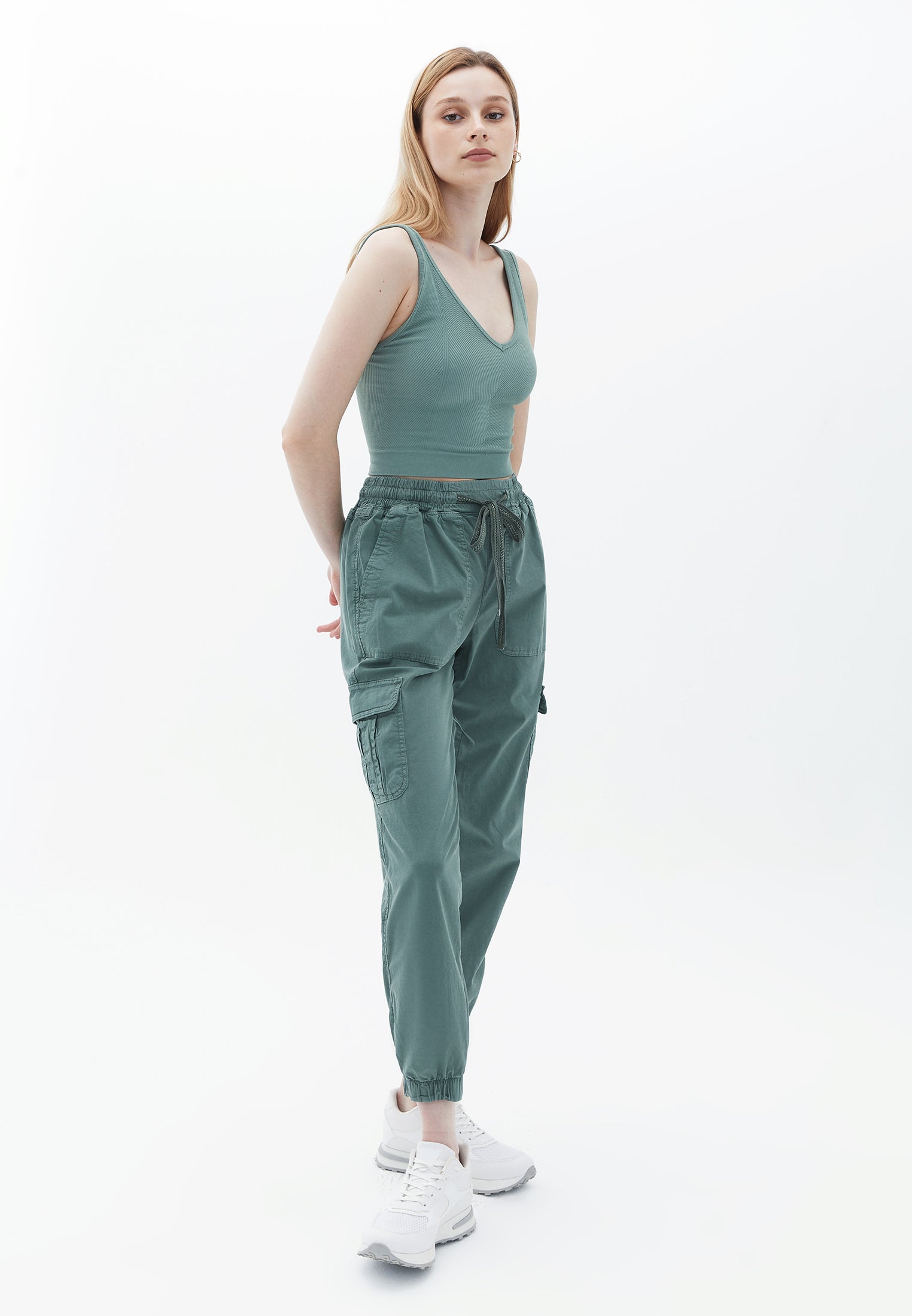 V-neck Jacquard Seamless Singlet - LILY PAD