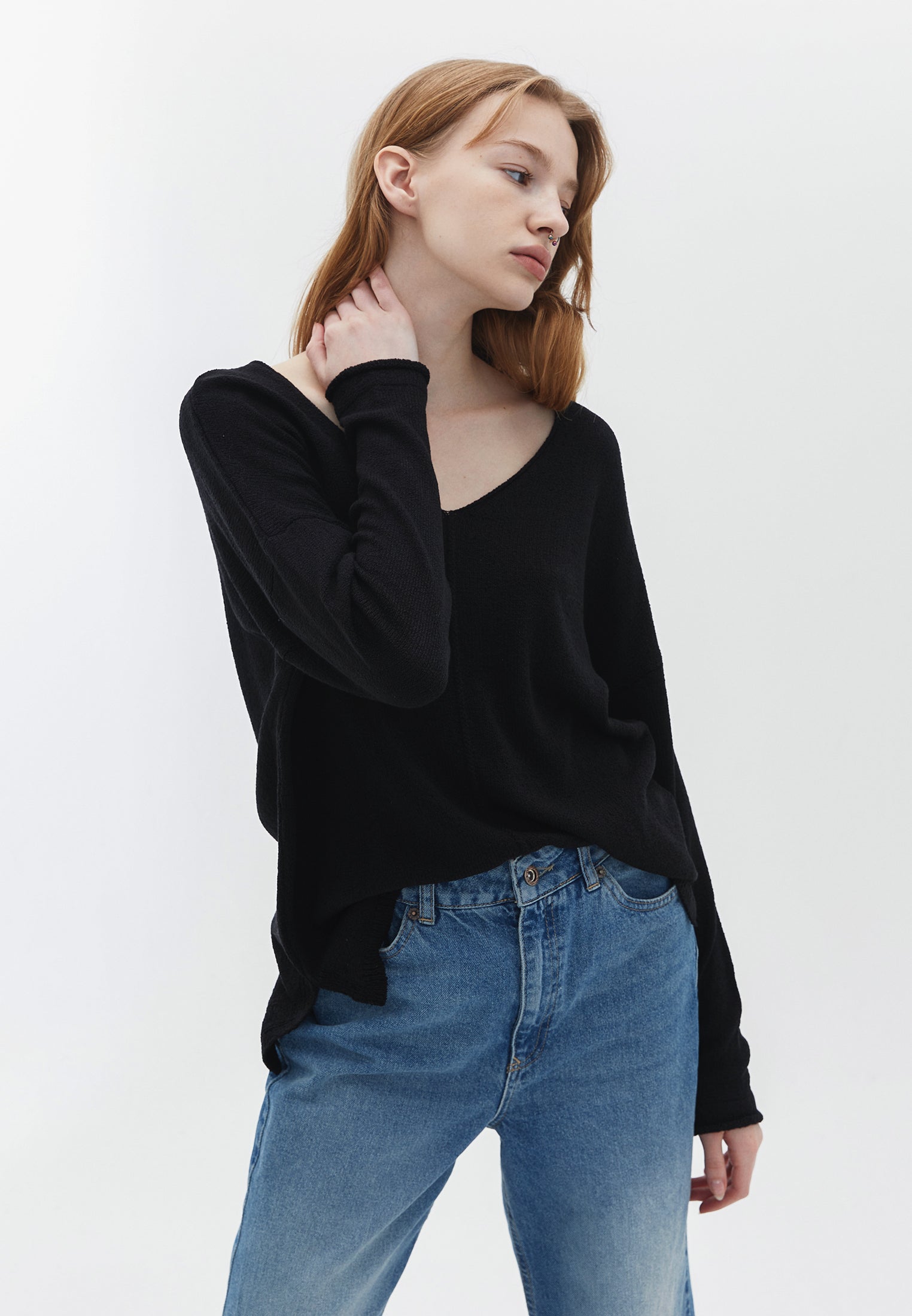 V-neck Knitwear - BLACK