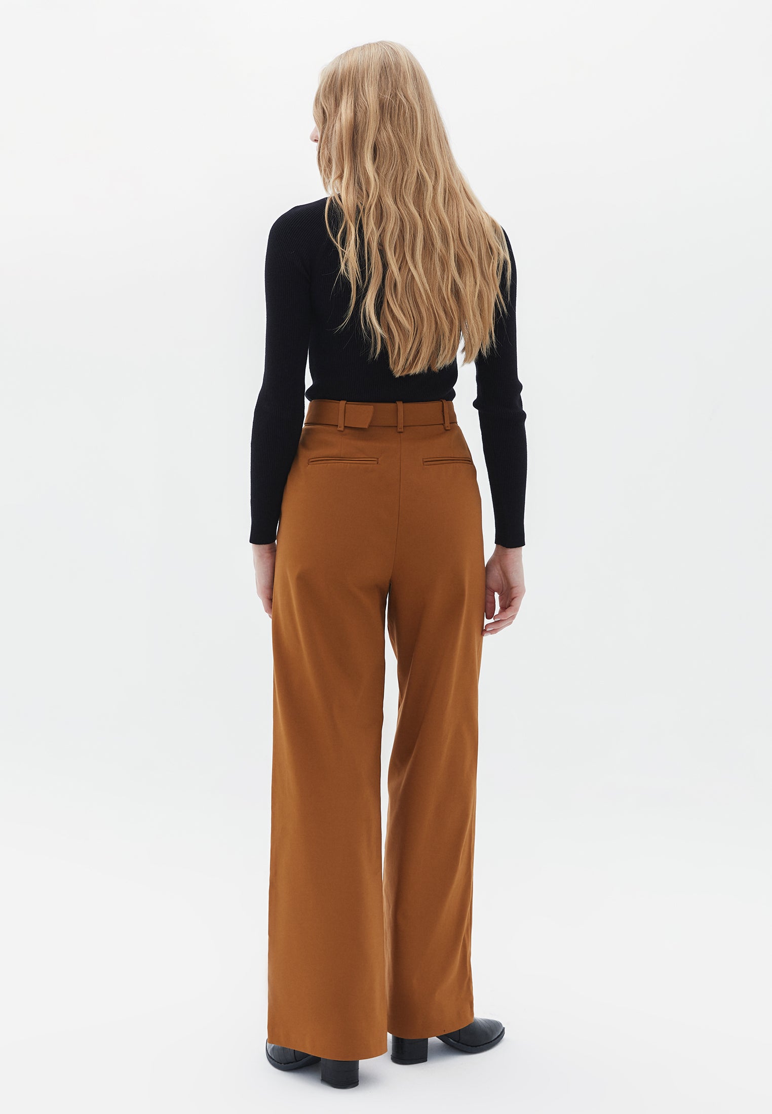 High Rise Wide Leg Pants - RUBBER