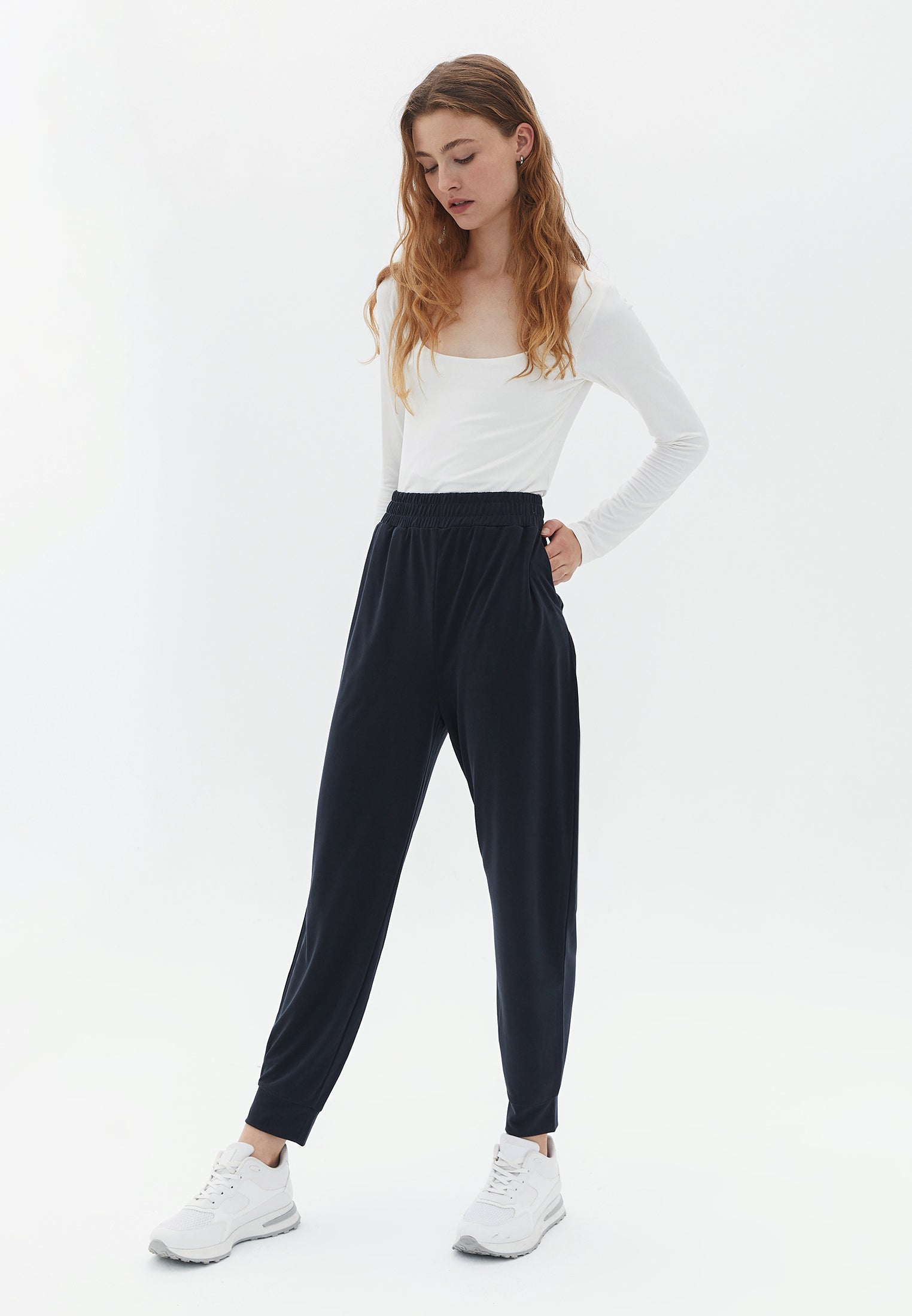 Soft Touch Jogger Pants - BLACK