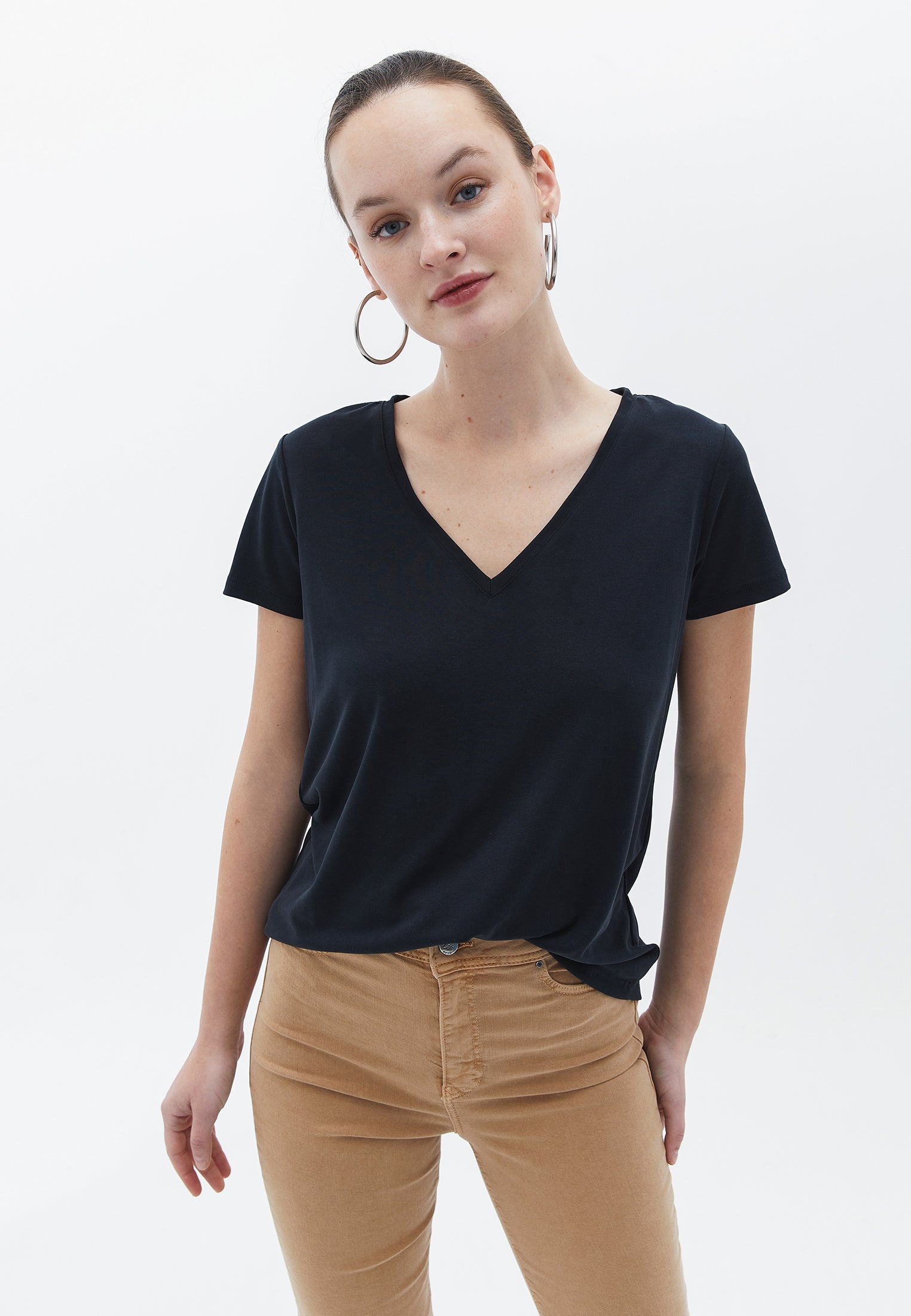 Soft Touch V-neck Tshirt - BLACK